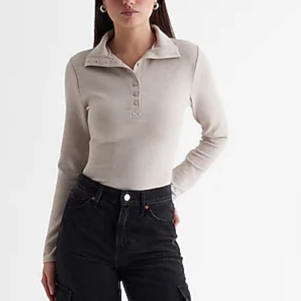 NWT Express Body Contour Luxe Lounge Long Sleeve Henley Bodysuit - Size M